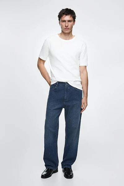 Wide-leg jeans