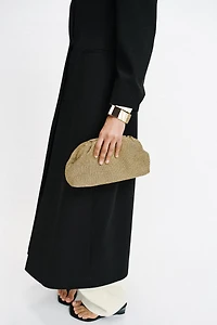WOVEN CLUTCH BAG