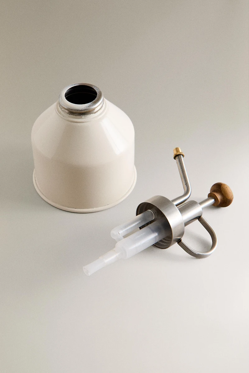 METAL GARDEN SPRAYER