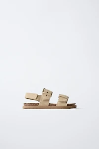 SANDALES EN CUIR ÉTOILES