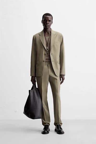 TEXTURED SUIT BLAZER
