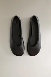 FLEXIBLE LEATHER BALLET FLATS