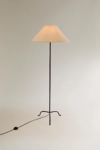 TRIPOD BASE FLOOR LAMP