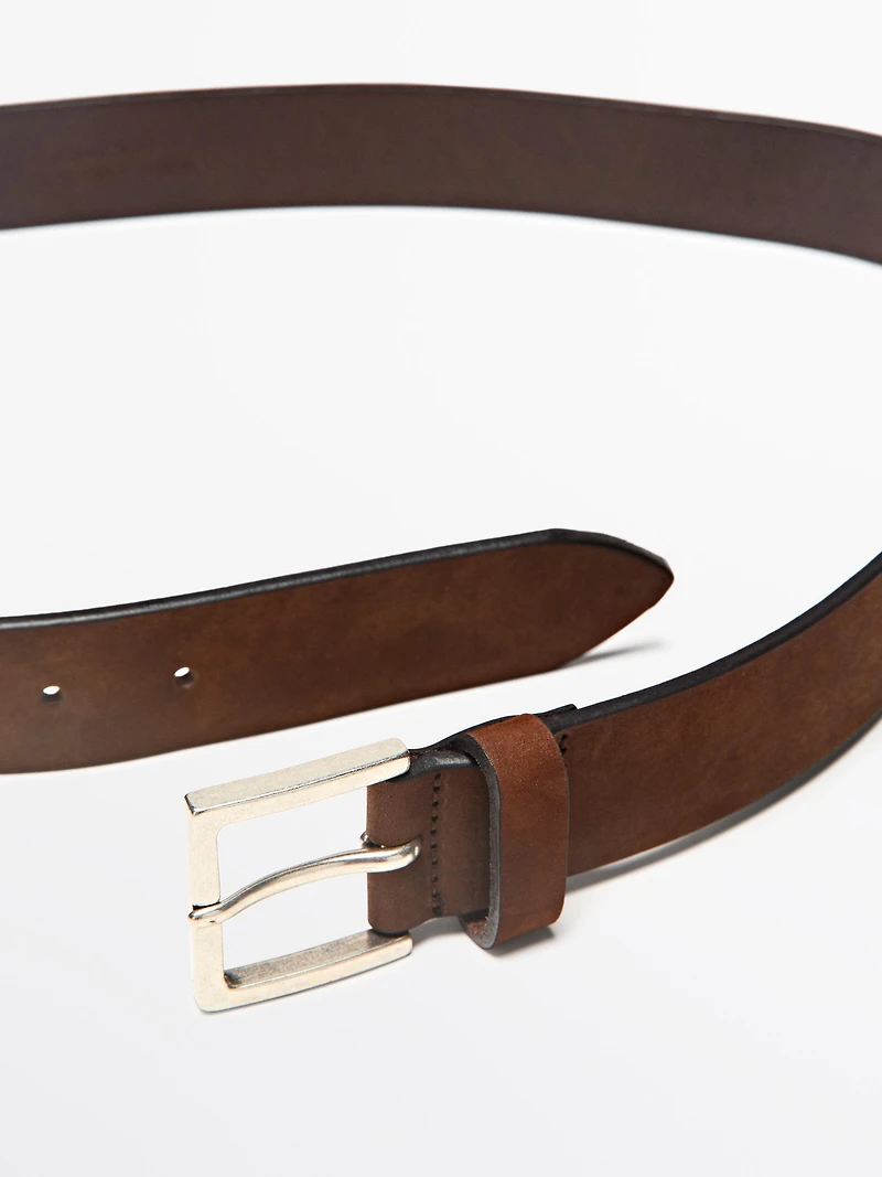 Leather belt with square buckle