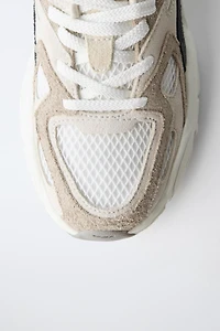 MESH SNEAKERS