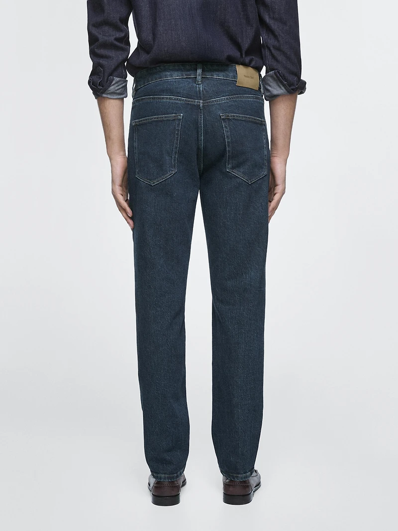 Tapered fit jeans