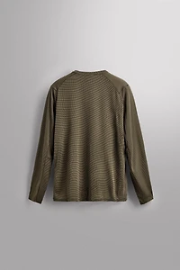 GRAVEL LONG SLEEVE TECHNICAL T-SHIRT