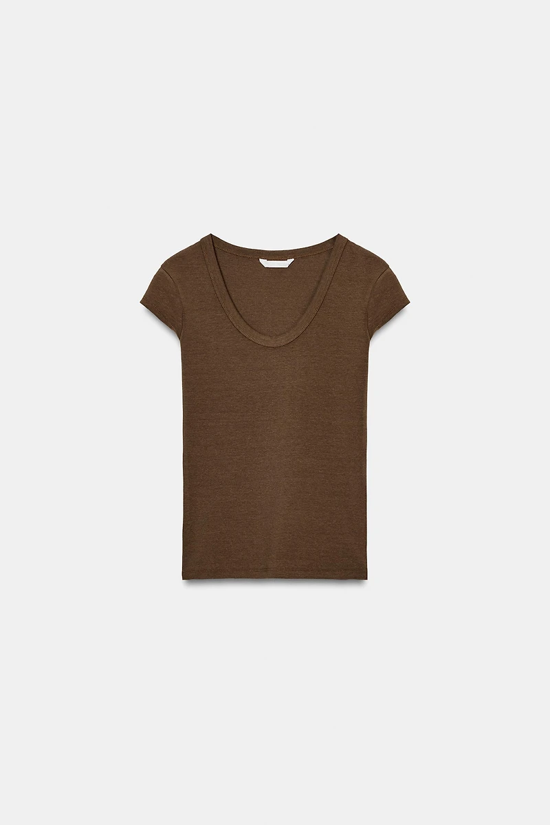 POT NECK T-SHIRT
