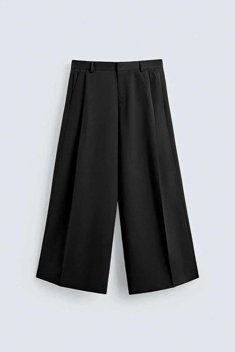PLEATED WIDE FIT PANTS