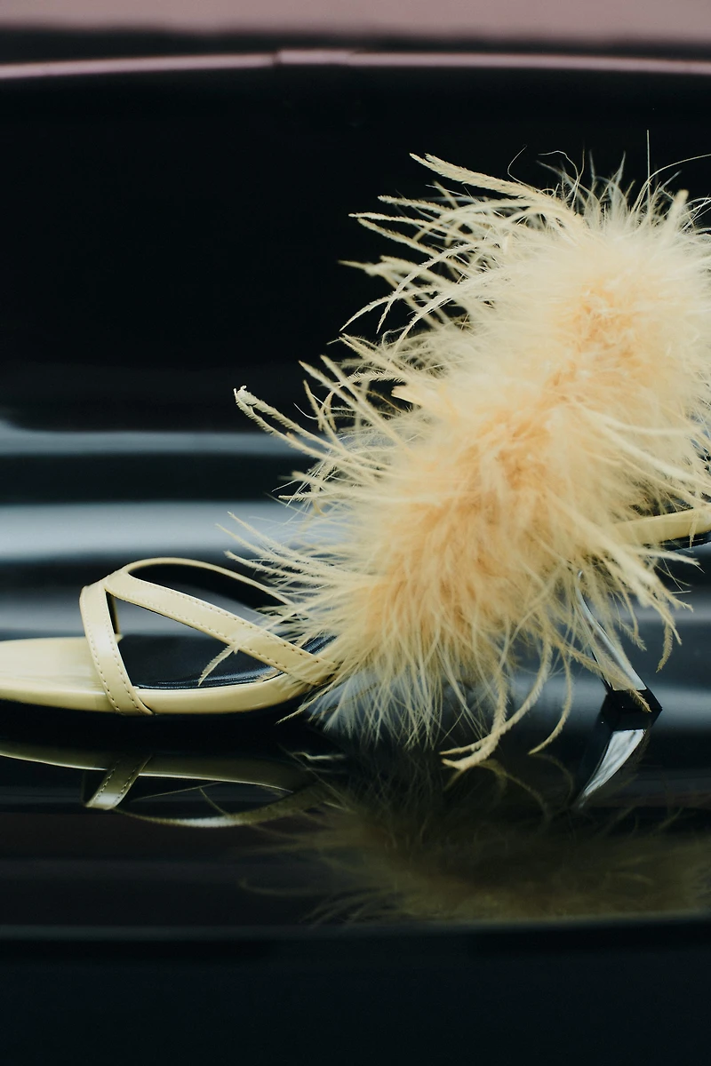 FEATHER METALLIC HEELED SANDALS