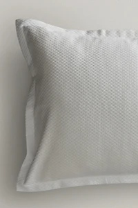 HOUSSE DE COUSSIN EN RELIEF