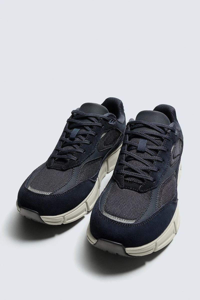 TECHNICAL SNEAKERS