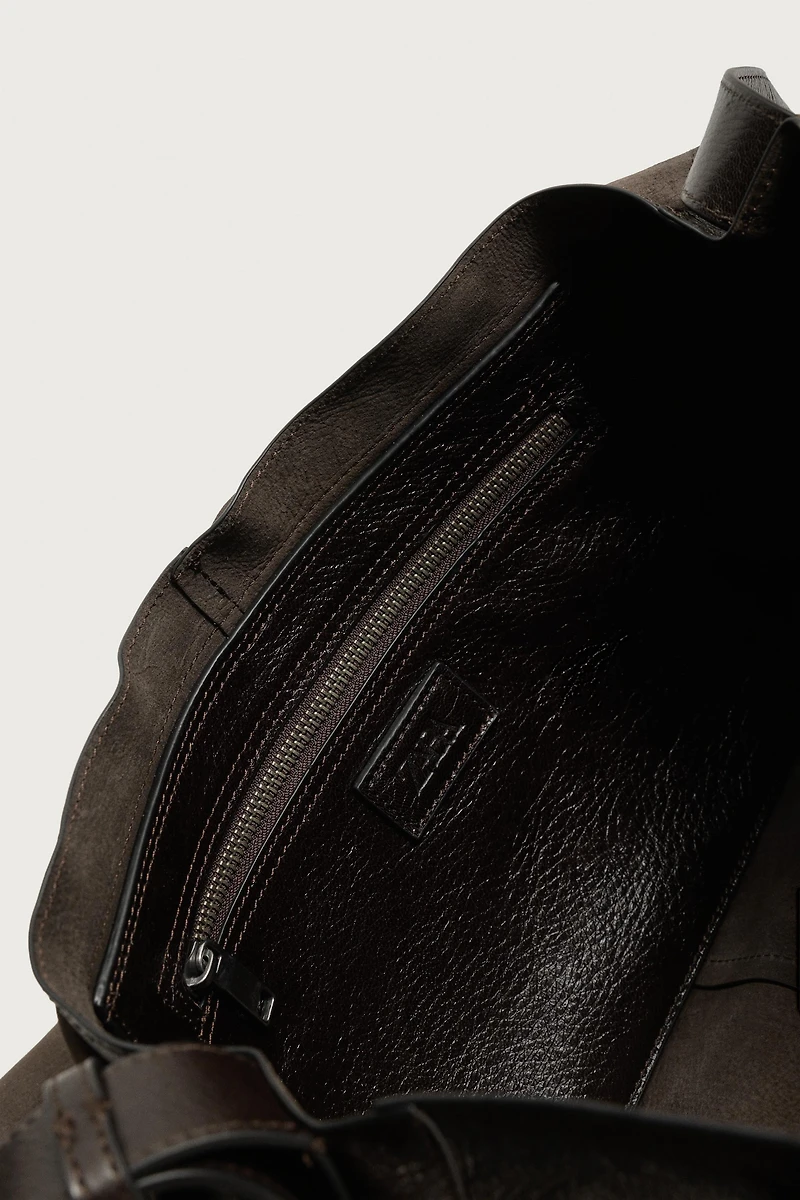 LEATHER SHOULDER BAG