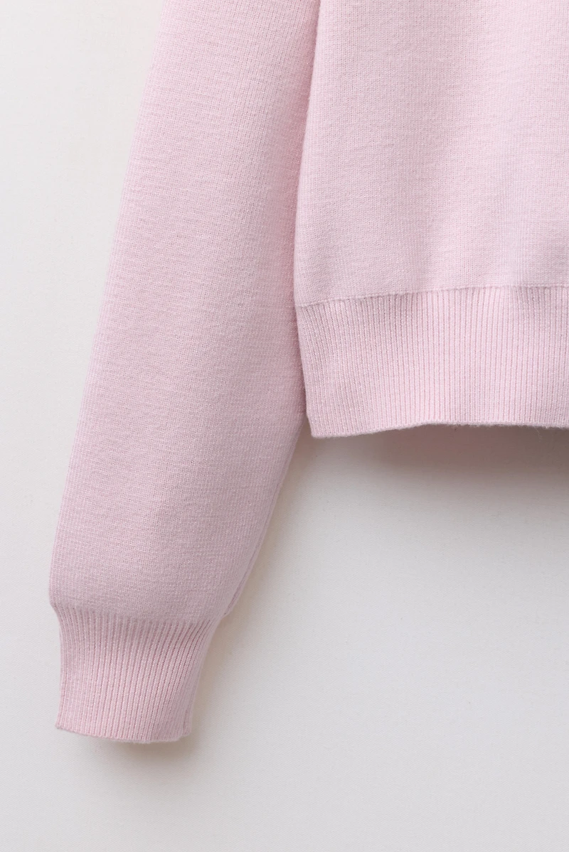 CARDIGAN WITH DETACHABLE FAUX FUR COLLAR