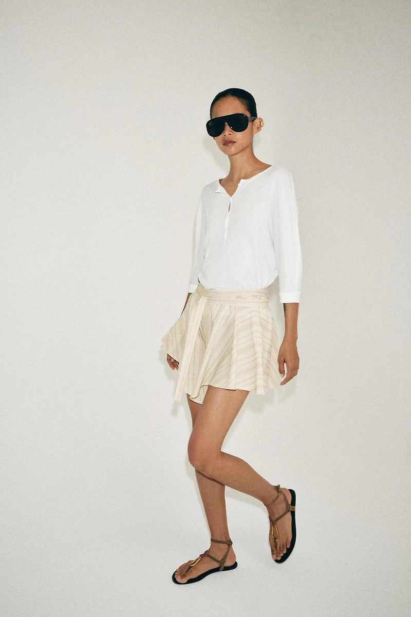 STRIPED PLEATED SHORTS ZW COLLECTION