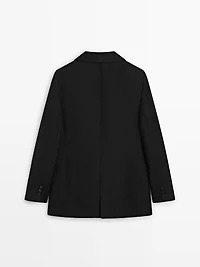 Linen blazer with pockets