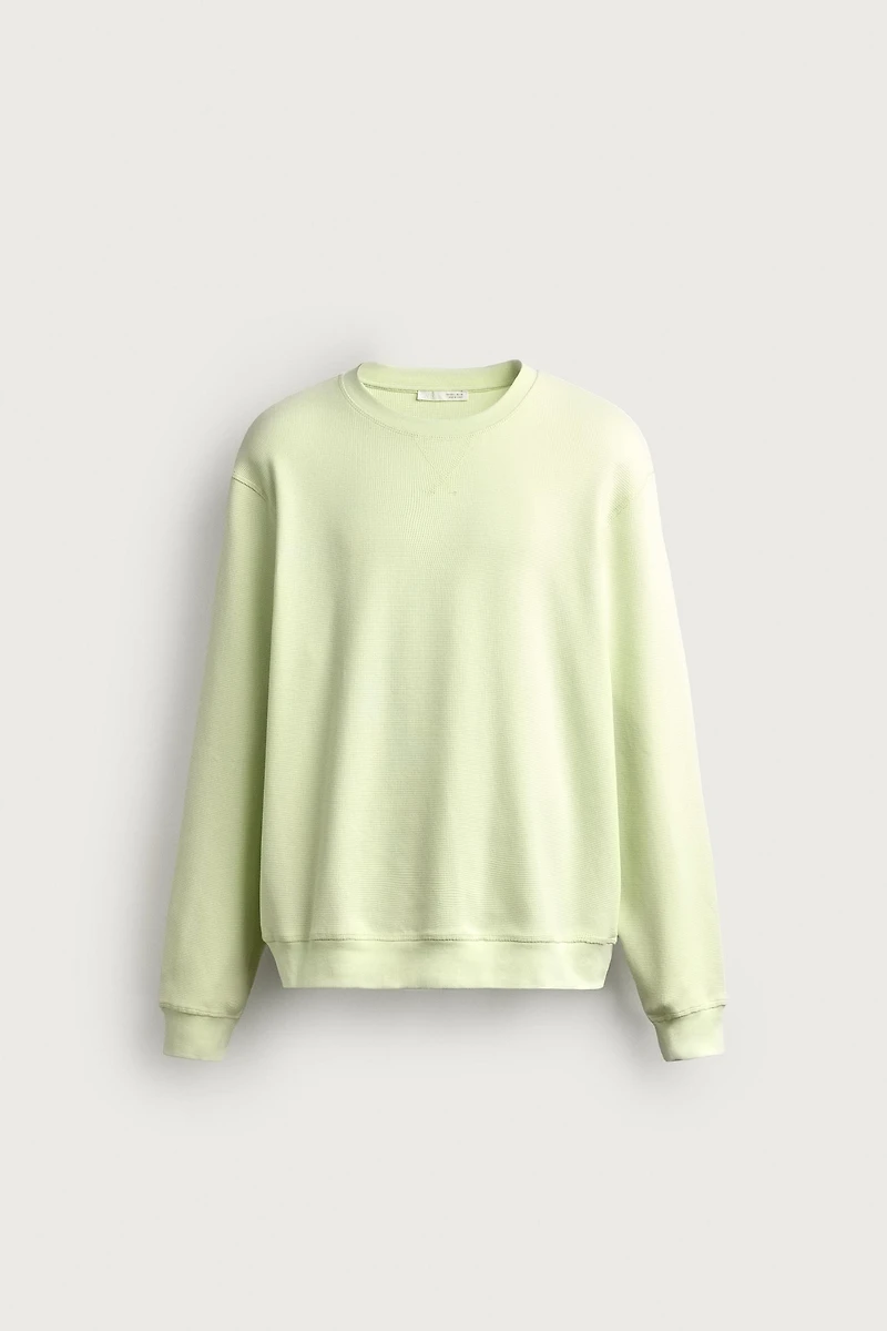 WAFFLE-TEXTURE REGULAR-FIT SWEATSHIRT