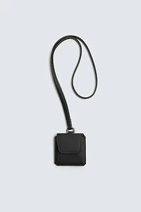 LEATHER HEADPHONE HOLDER WITH PENDANT