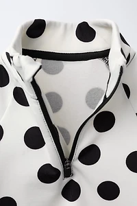 BREATHABLE POLKA DOT T-SHIRT