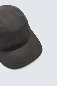 LIGHTWEIGHT TECHNICAL CAP