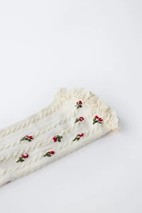 EMBROIDERED FLORAL LACE SOCKS