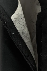 ZW COLLECTION LIMITED EDITION FITTED BLAZER
