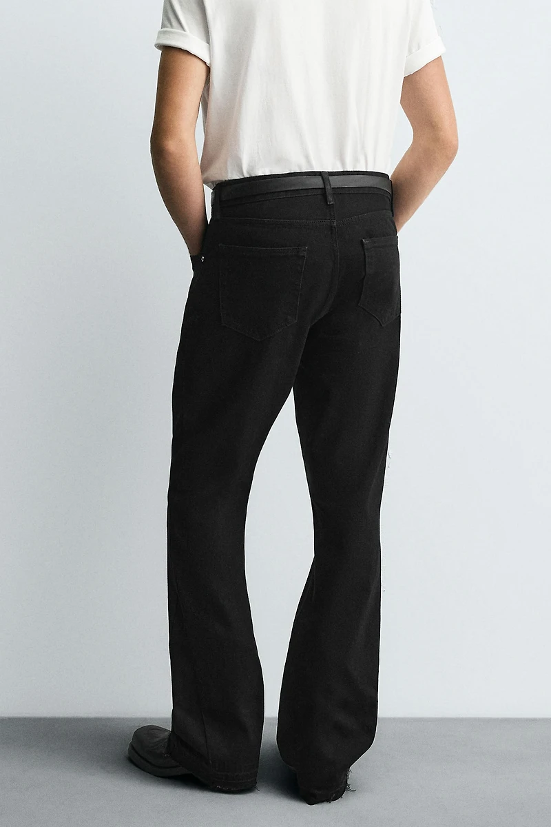 FLARE FIT JEANS