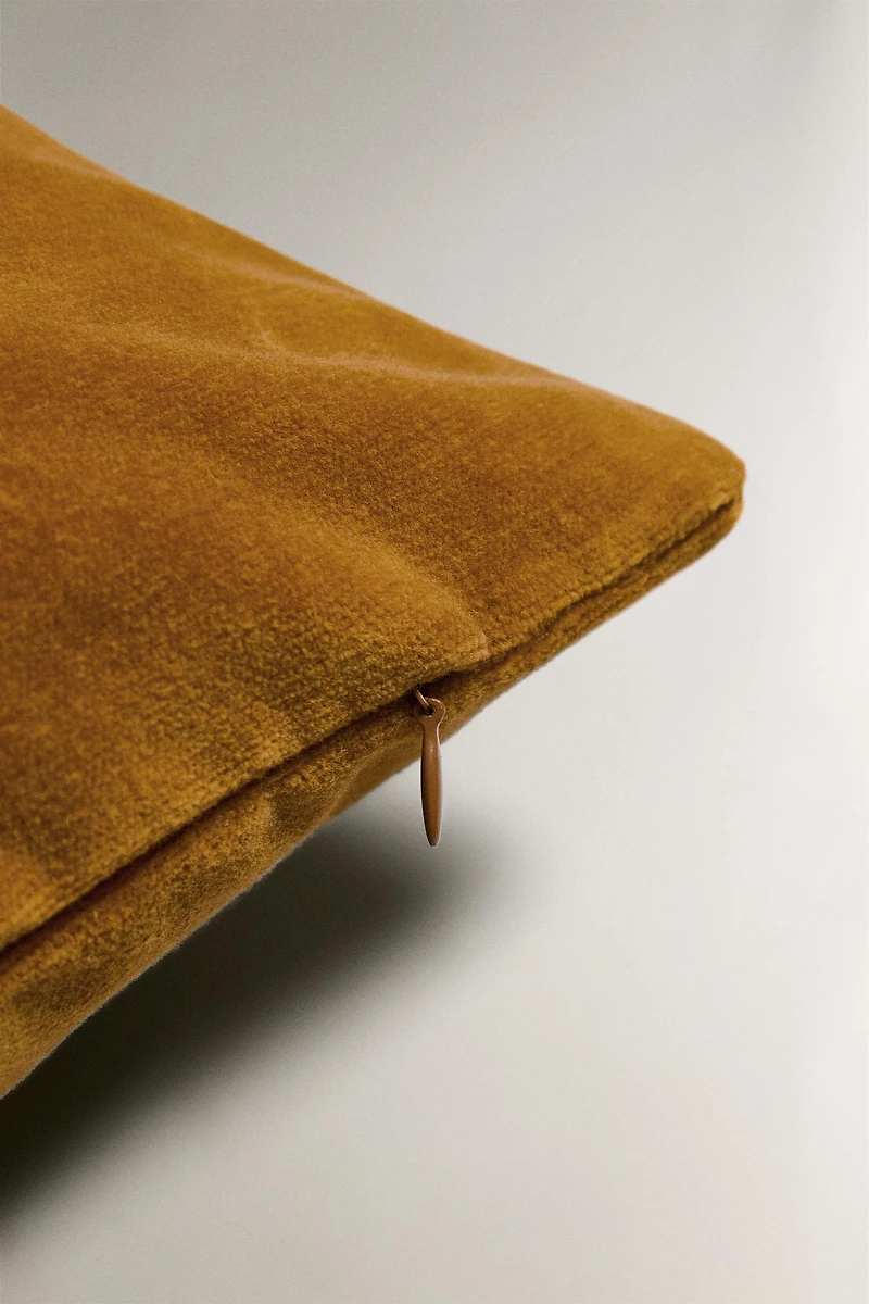 VELVET THROW PILLOW COVER