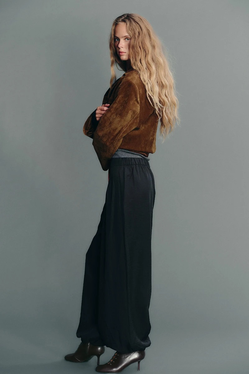 FLOWY BALLOON PANTS