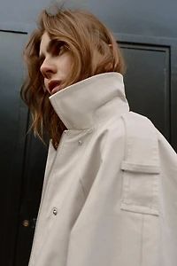 CROPPED DOUBLE BREASTED TRENCH