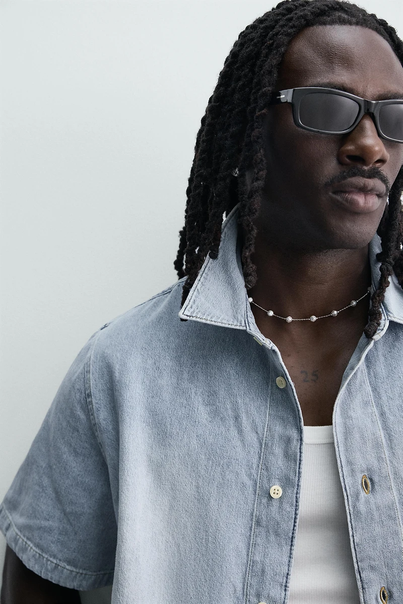 LIGHTWEIGHT BOXY FIT DENIM SHIRT