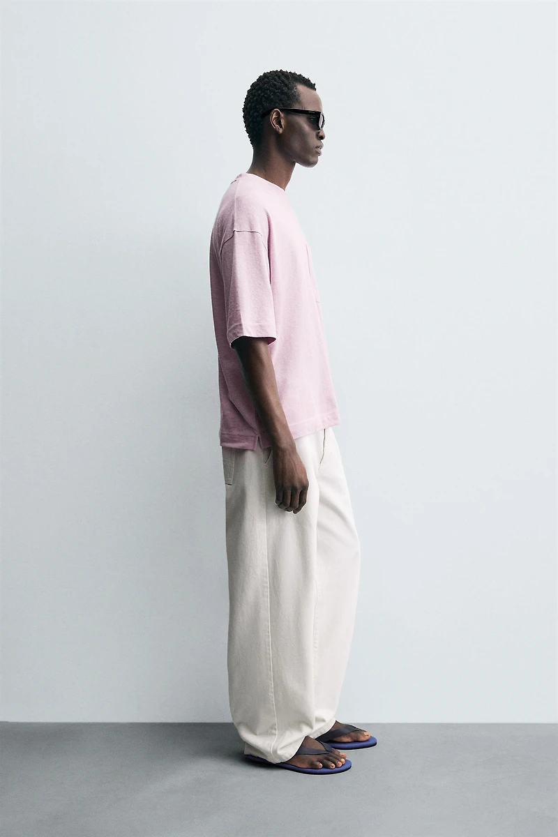 T-SHIRT COUPE DÉCONTRACTÉE AVEC POCHE