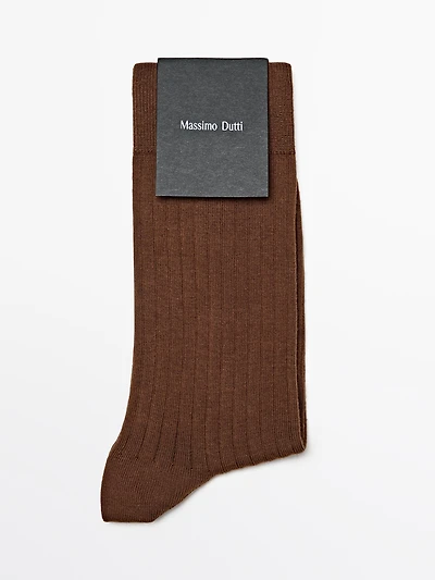 Ribbed cotton blend socks