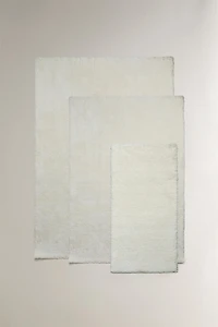 SOFT TEXTURED AREA RUG