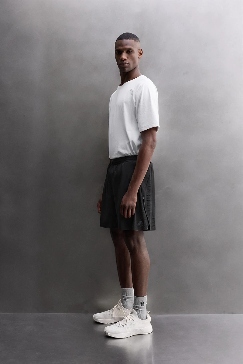 9" COMBINATION PERFORATED SHORTS