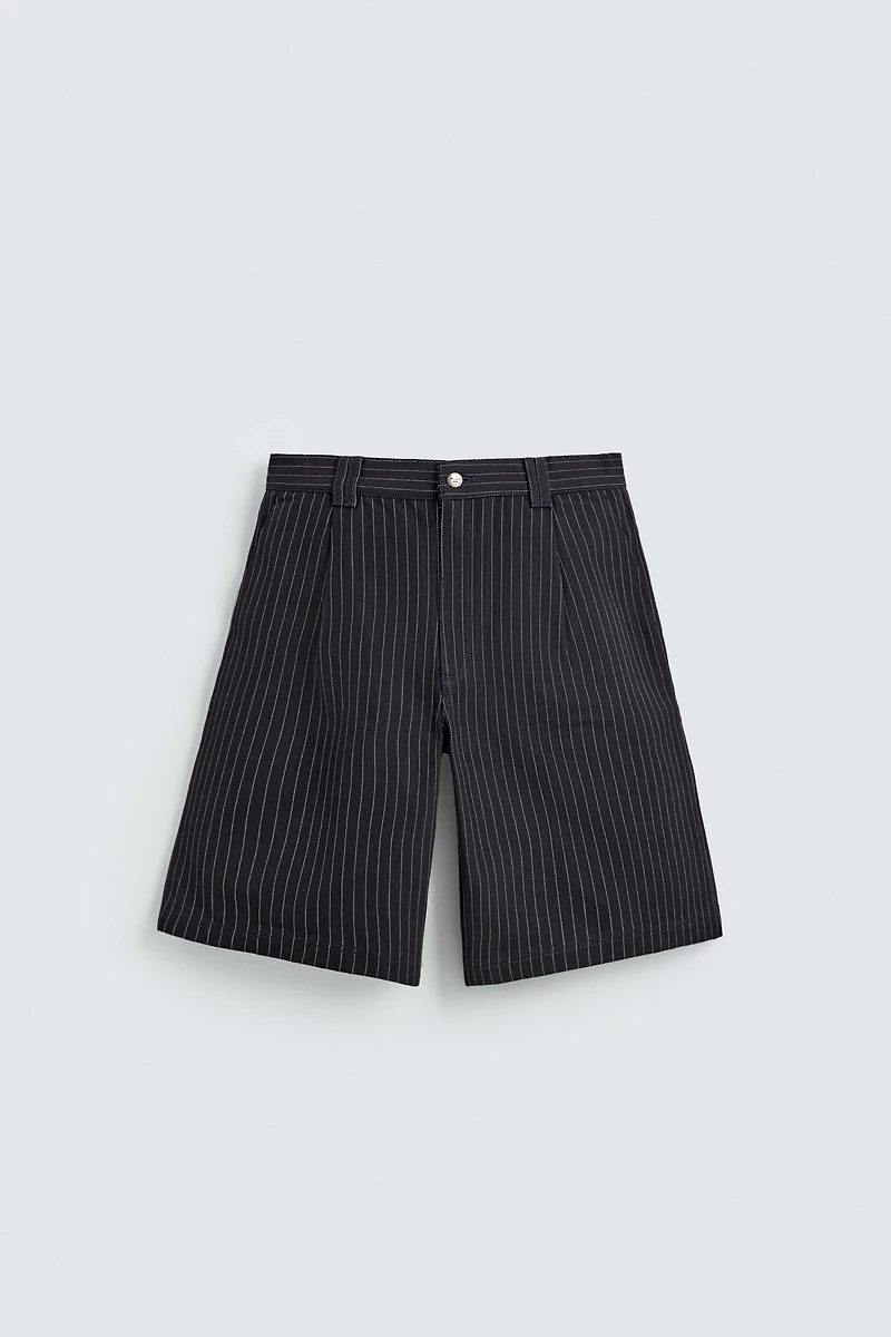 PINSTRIPED PLEATED SHORTS