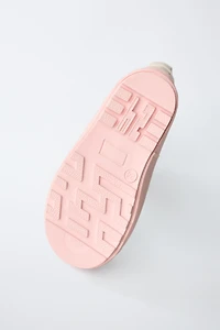 MINNIE MOUSE © DISNEY RAIN BOOTS