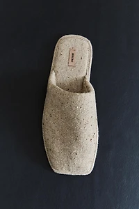 WARM FABRIC SLIPPERS