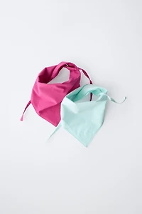TWO-PACK OF TRIANGULAR BANDANAS