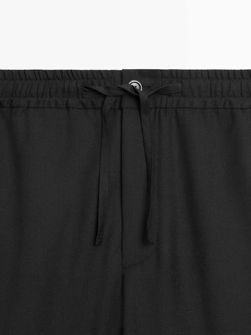 Relaxed fit 100% wool trousers