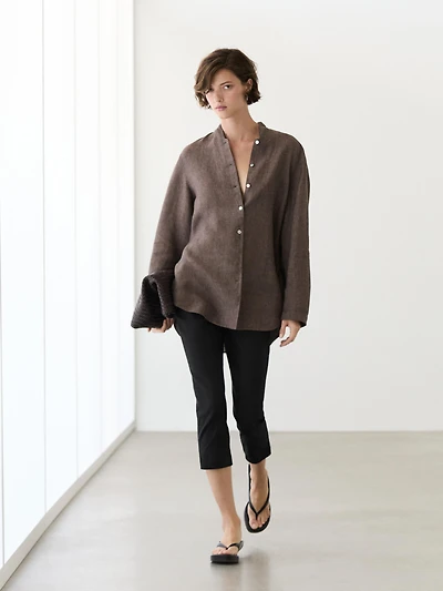 100% linen V-neck shirt
