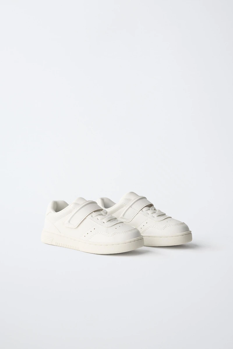 TENNIS ESSENTIELLE
