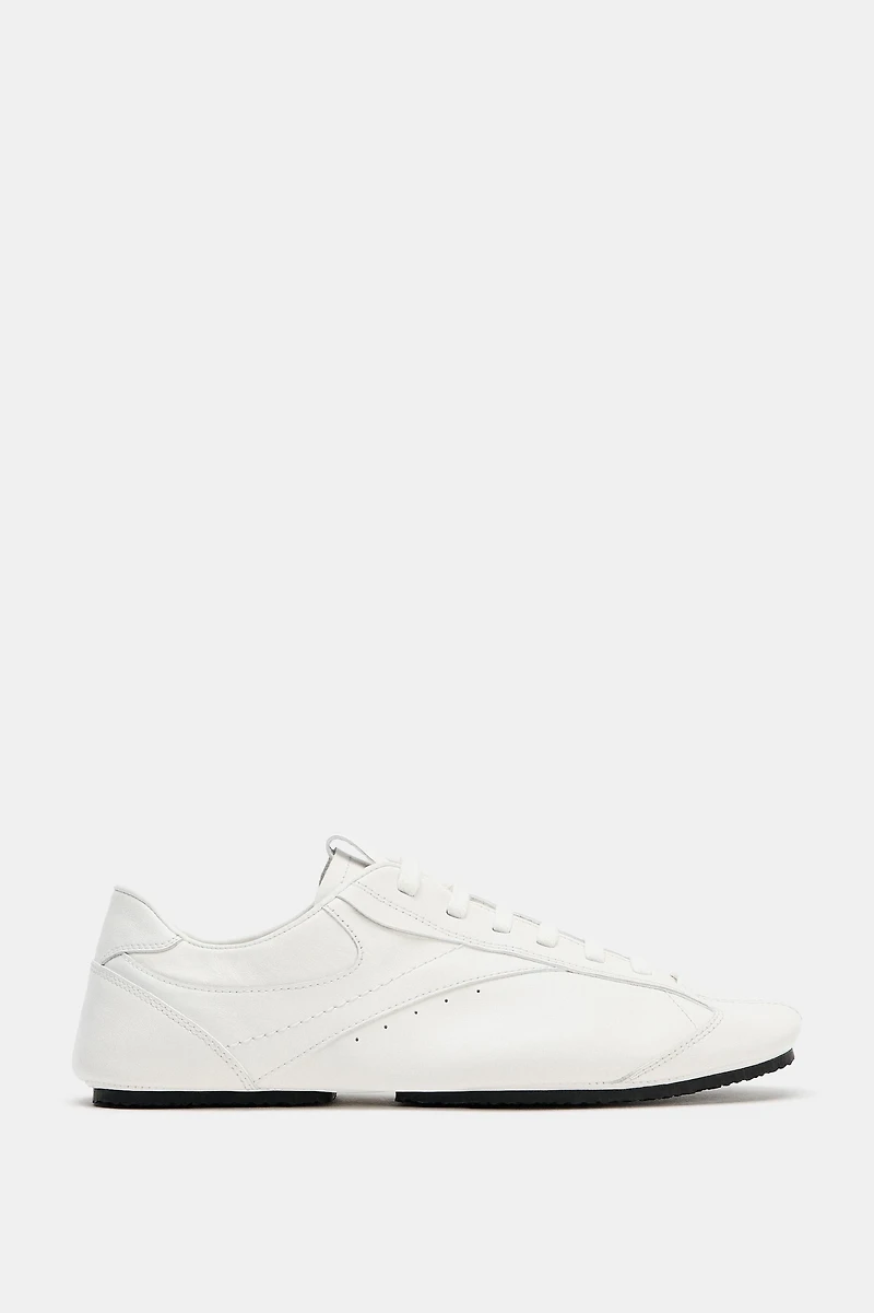 DERBYS EN CUIR