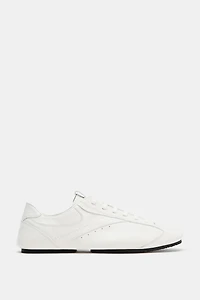 DERBYS EN CUIR