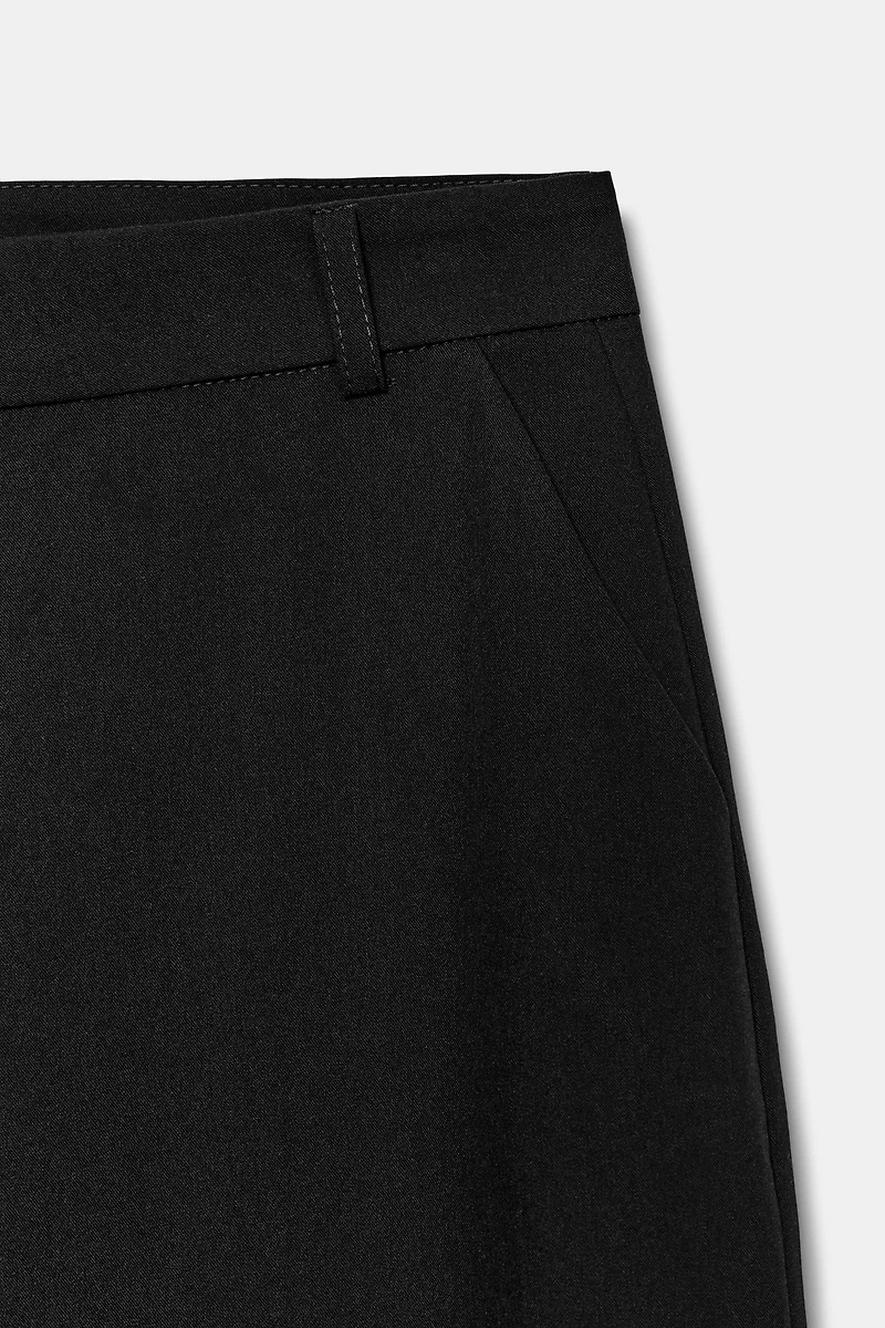 LOW-RISE WIDE LEG PANTS