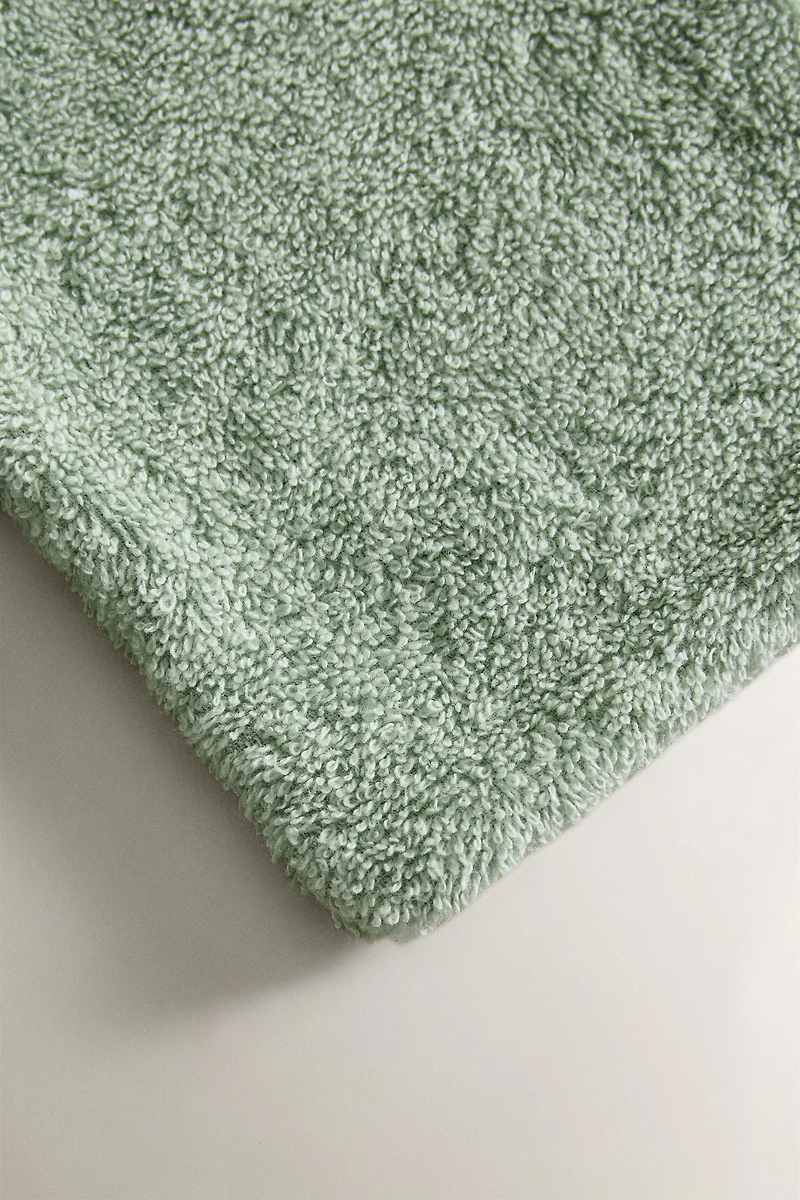 COTTON TERRY BATH MITT