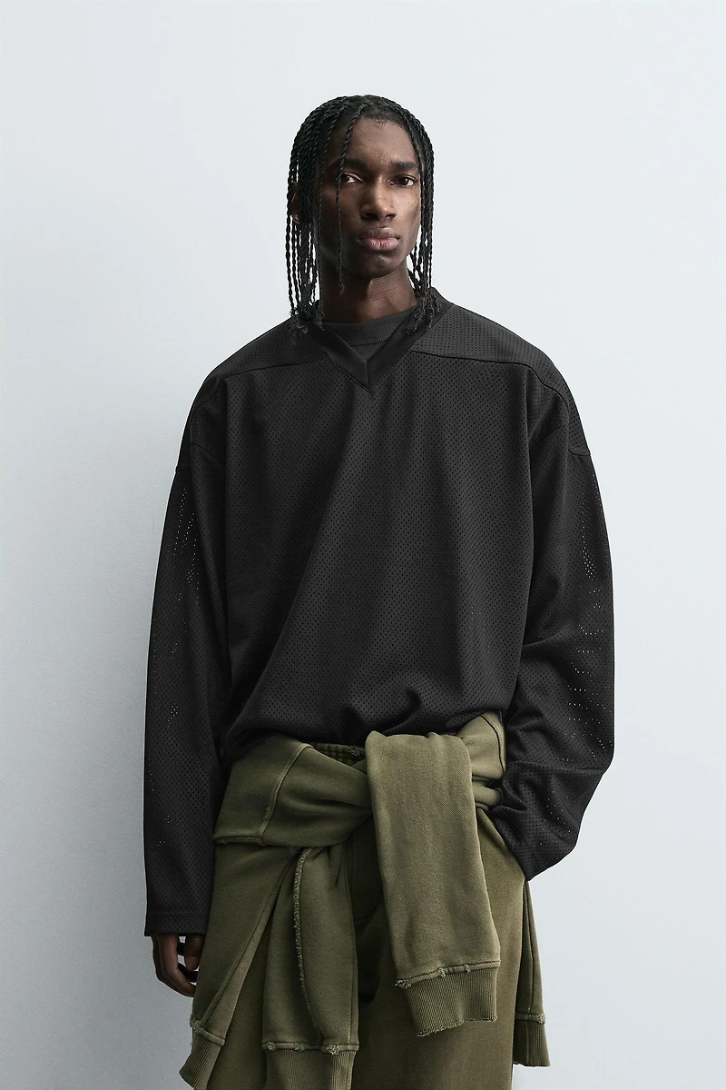 TEXTURED HOCKEY SHIRT