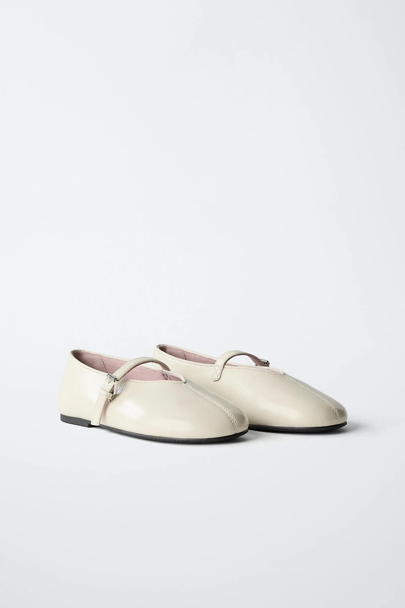 PATENT BALLET FLATS