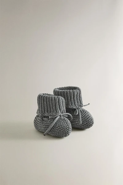 CHAUSSONS BÉBÉ EN MAILLE