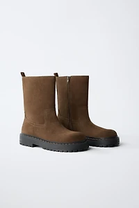 LEATHER BOOTS